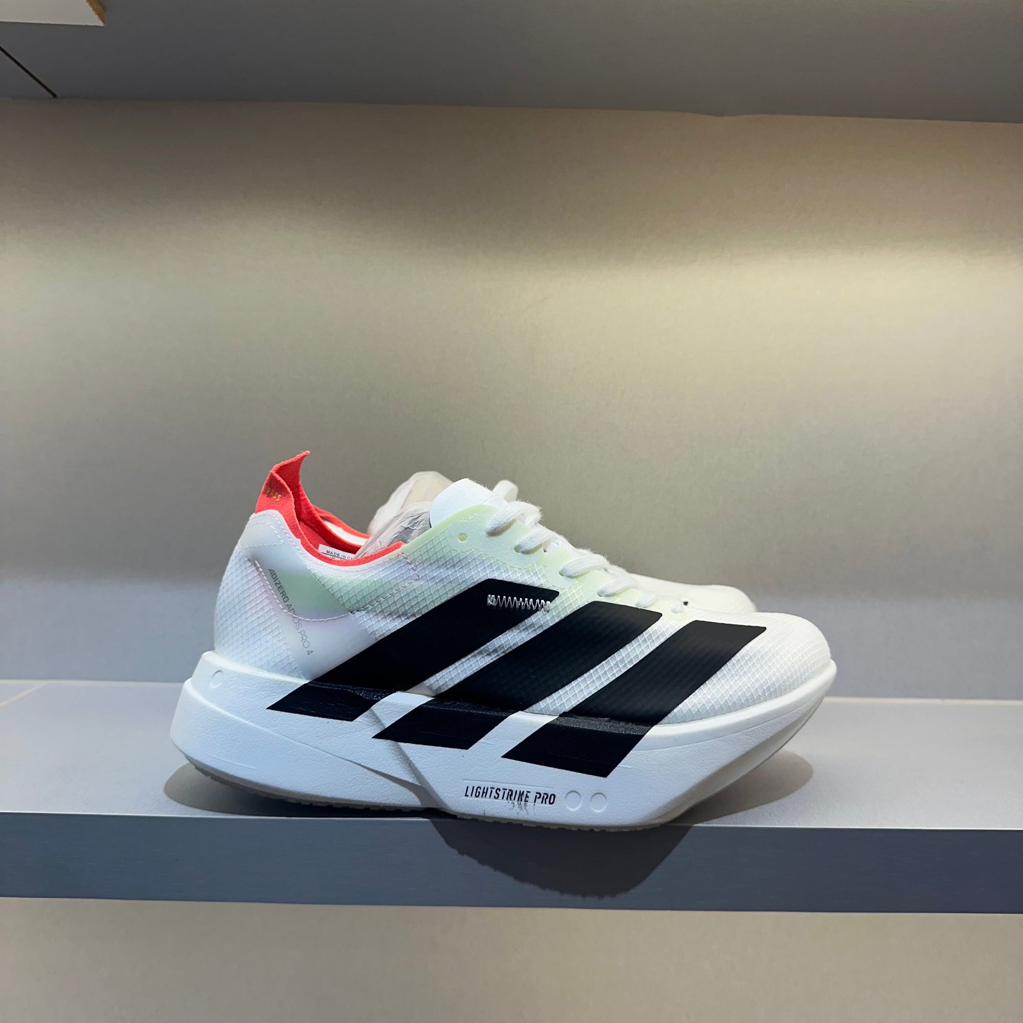 Adidas Adizero Adios Pro 4 Cloud White Core Black (Pronta Entrega)